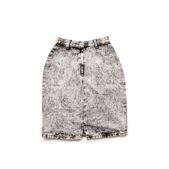 black acid wash skirt
