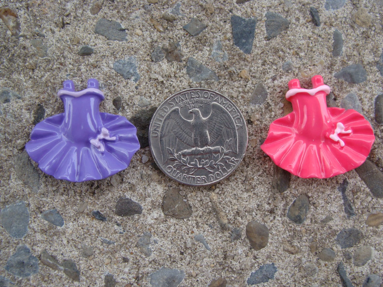 2 pink ballerina princess ballet tutu dress resin cabochon flatbacks flat back scrapbooking hair bow center crafts embellishment