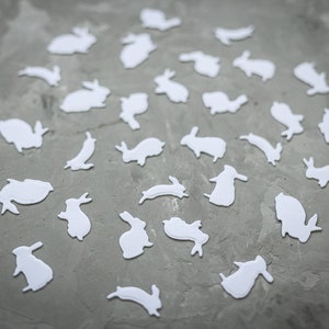 Kleine paashaasjes schudkaartenvuller voor lentekaarten - witte gestanst feesttafelconfetti voor paasdiner - paasgestanst konijndecor