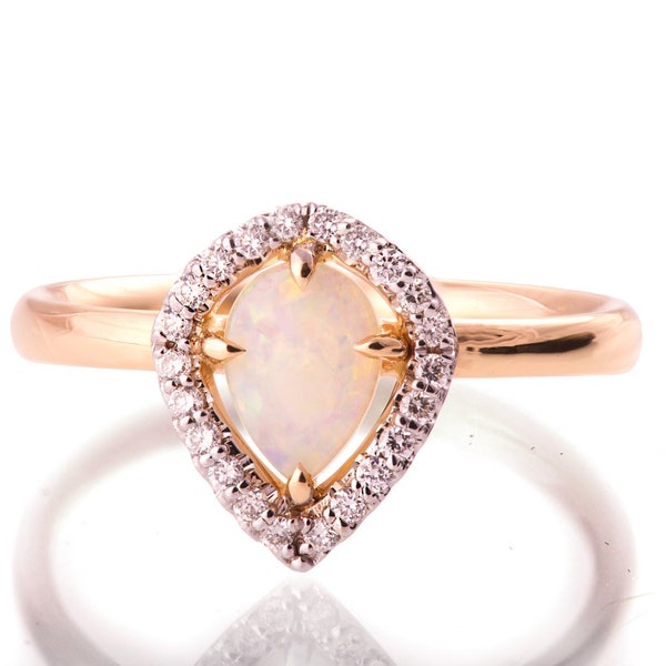 Solide 18k Rose Gold Pear Opal und Diamanten Halo Verlobungsring
