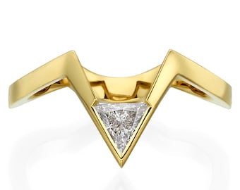 V Ring, Triangle Diamond Ring, Chevron Ring, Art Deco Engagement Ring, Geometric Ring, Diamond V Ring, Triangle ring, Chevron Ring,