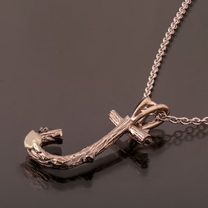Colgante Inicial, Colgante Oro 18K, Collar Inicial, Colgante J, Collar J, Colgante Ramita, Colgante Hojas