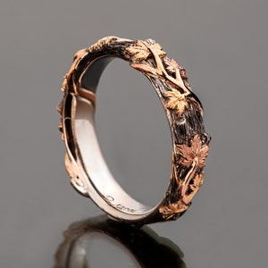 Ehering mit Zweig und Ahornblatt, Ehering aus Rinde aus 18 Karat Roségold