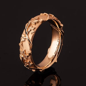 Solid 18k Rose Gold Maple leaves Wedding Band