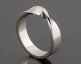 18k White Gold Twisted Mobius Wedding Band