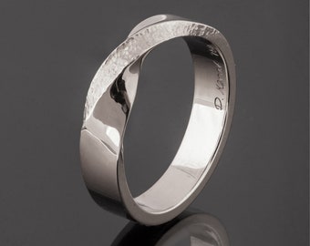Mobius Ring, 18k White Gold Ring, Wedding Ring, Gold Wedding Ring, Wedding Band, Twisted wedding band