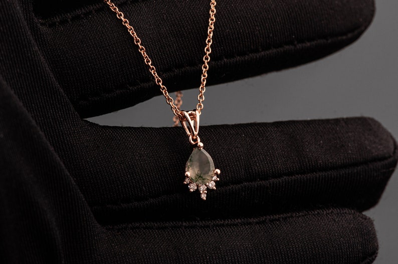 Green Moss Agate and Diamonds Minimalistic Tear Drop Pendant in Solid 18k Gold image 6