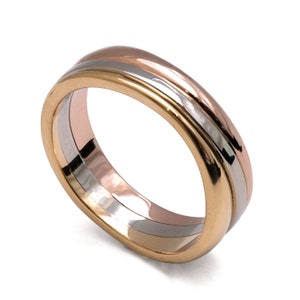 Wave Tricolor Wedding Band, Unique wedding band, Wedding Ring , Wedding Band , Men's Ring, unique wedding band, wave band