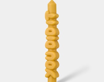 Candela affusolata 3D "Ce l'hai fatta": candela artigianale senza profumo - 23 cm - Candele originali - Candele sagomate