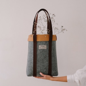 Eco Friendly Brown Tote Bag, Sustainable Tote Bag, Felt Tote Bag, Sustainable Bag, Eco Friendly Bag, Tote Bag, Eco Bag, Recycled Materials Brown