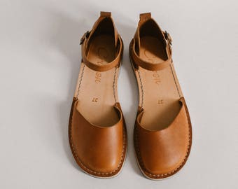 Sustainable Shoes Leather, Leather Sandals, Sustainable Sandals, Leather Flats, Flat Sandals, Casual Leather Shoes, Minimalist Shoes