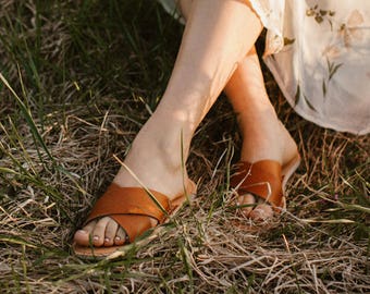 Sustainable Sandals, Flip-Flops, Leather Flats, Strappy Sandals, Casual Sandals, Flat Sandals, Leather FlipFlops, Camlel Sandals, Sandals