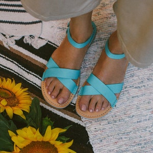 Duurzame leren sandalen, turquoise leer, damessandalen, zomerschoenen, open teensandalen, zomersandalen, sandalen met bandjes