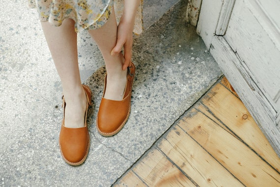 light brown flat shoes