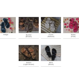 Peut inclure: Collection de sandales en cuir de diff&eacute;rentes couleurs : indigo, marron, naturel, rose, marron clair et noir. Chaque paire est pr&eacute;sent&eacute;e avec des &eacute;l&eacute;ments d&eacute;coratifs et son nom de couleur.