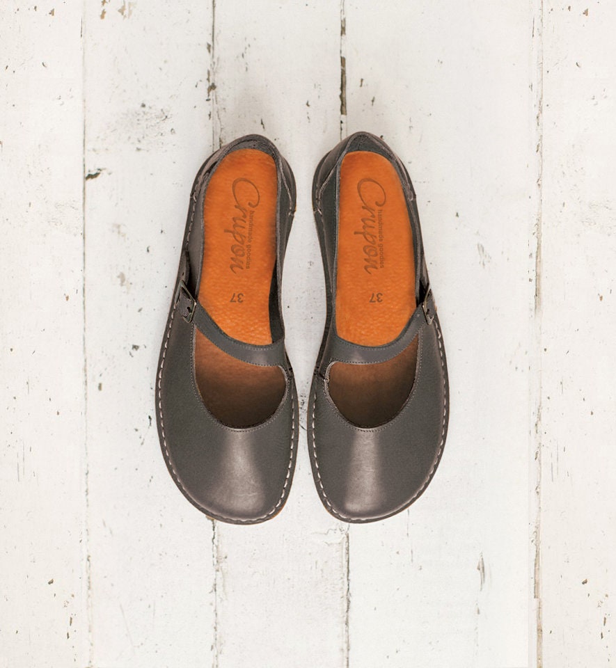 brown mary janes for women