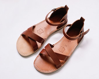 Sandalias de cuero marrón, cuero marrón, sandalias de cuero, sandalias para mujer, zapatos de verano, sandalias de punta cerrada, sandalias de verano, sandalias strappy