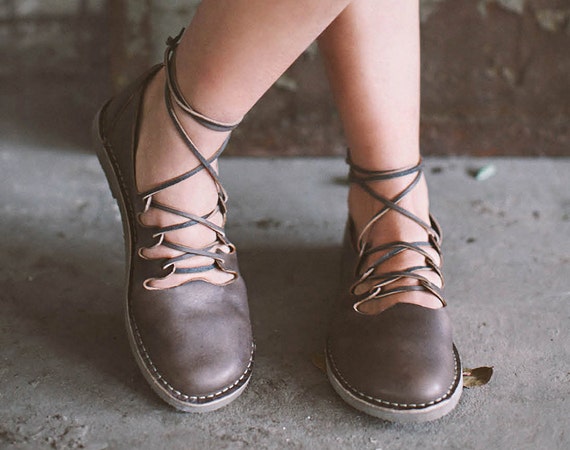Leather Flats Vintage Shoes Vintage Brown Shoes Lace Up Shoes Brown Gladiator Shoes Lace-Up Shoes Casual Shoes Gladiator Shoes