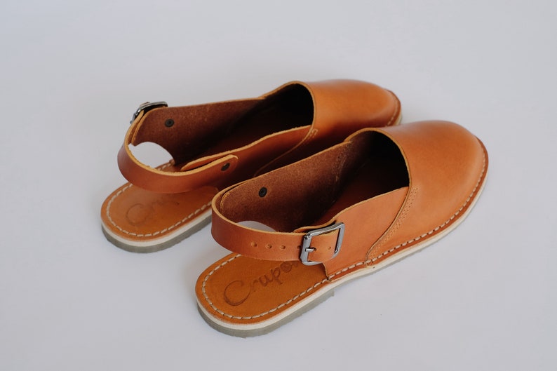 womens brown sandals