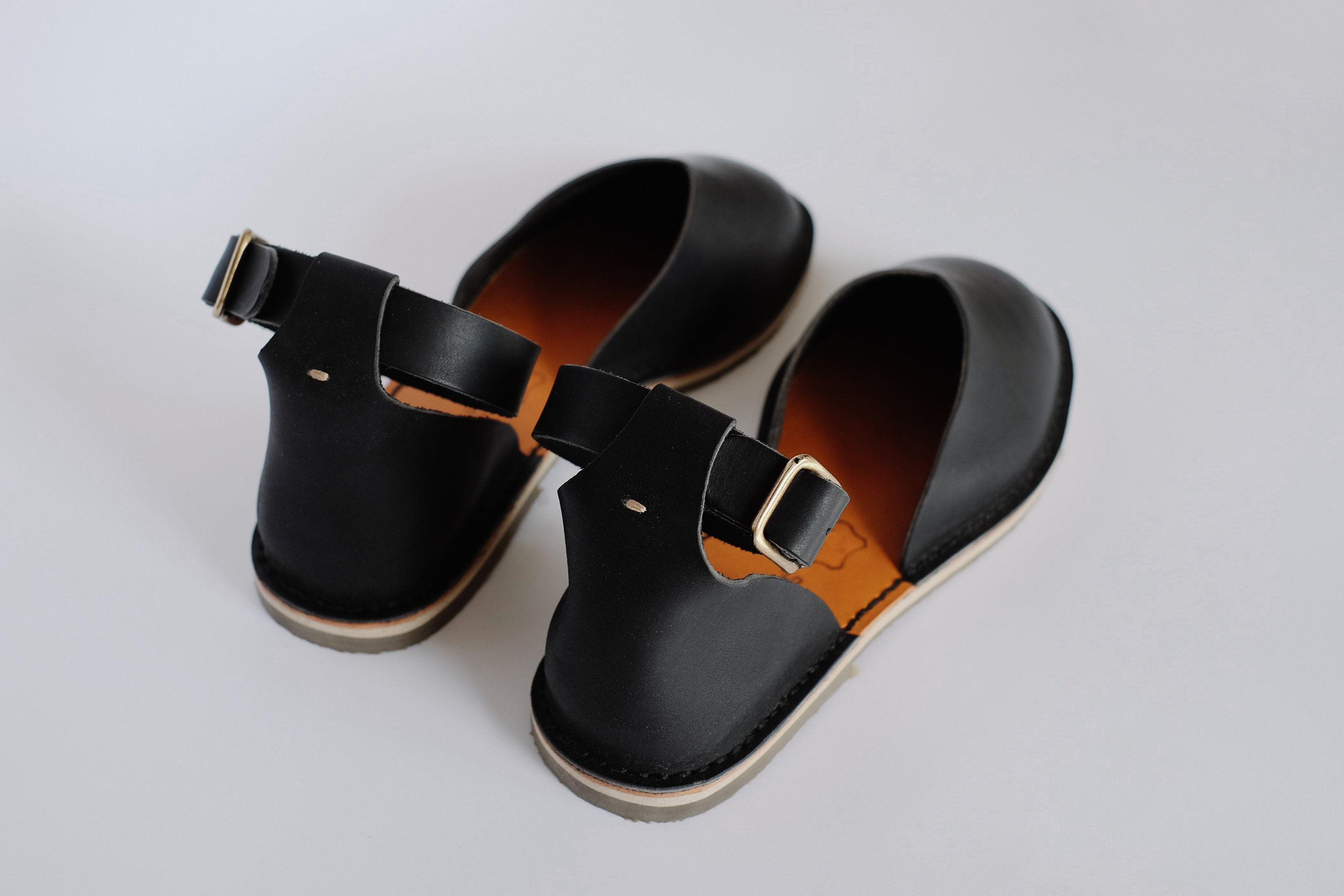 flatform shoes black