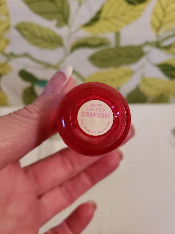 Vintage 1970s Avon Strawberry Cola Bottle Lip Gloss Pomade NIB 