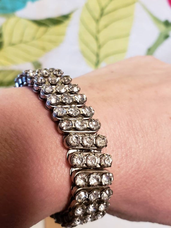 Vintage 1950s Expandable Rhinestone Bracelet