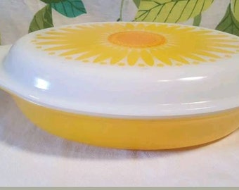 Vintage Pyrex Sunflower Divided Dish with Lid