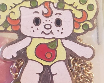 Vintage 1980s Strawberry Shortcake Apple Dumpling Necklace NOS UNUSED