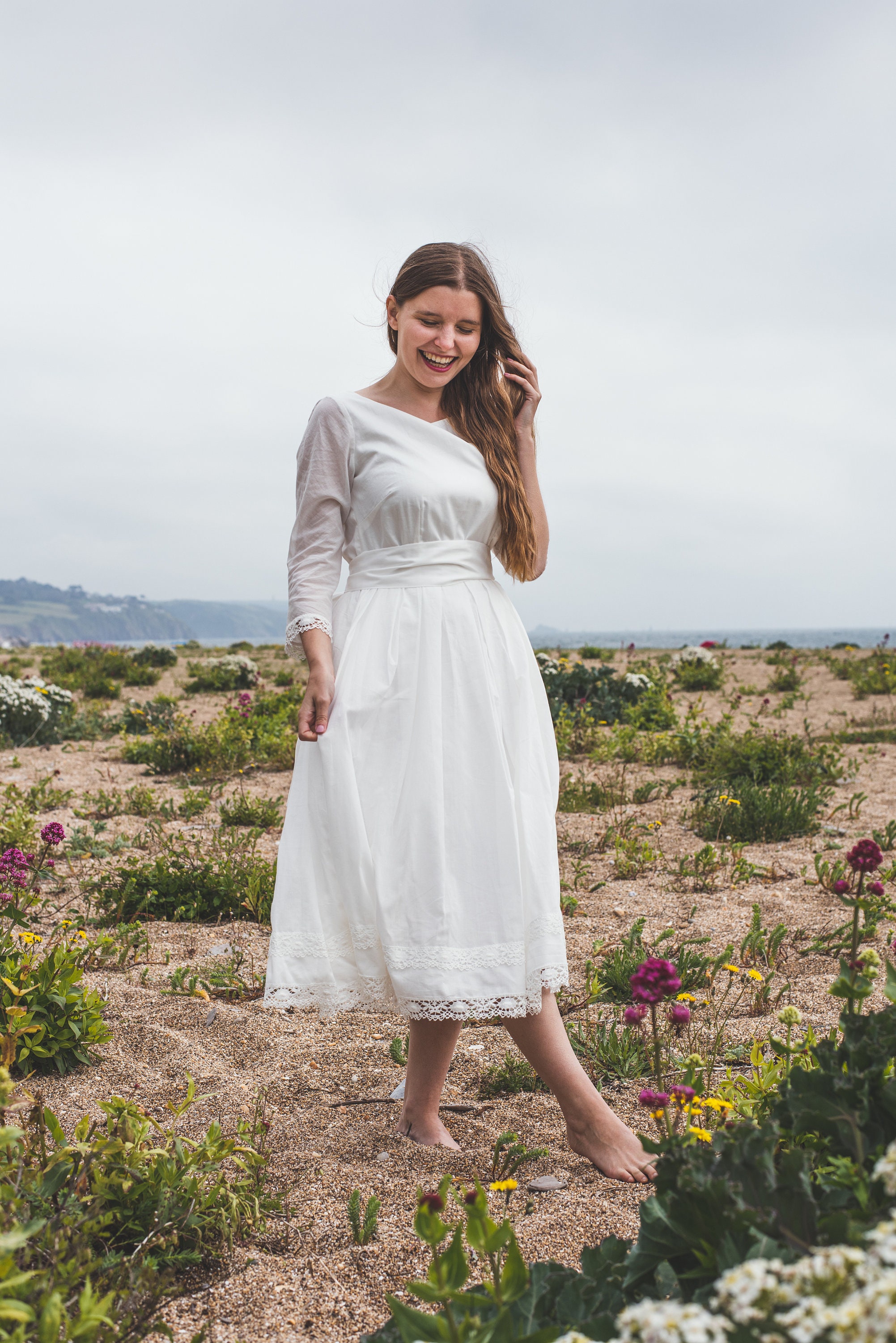【送料&関税込】CourrA¨ges Dress Woman In White Cotton Organic Cotton Off-white Dress, 3/4 Sleeves White Cotton