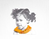 Baby scarf bib. Loop drooler bib for little dribblers. Infinity scarf look. 100% cotton. Baby and toddler. Tulipes in wellow