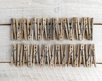 Vintage Set of 30 Clothespins ~ Weathered Clip Clothes Pin Bundle ~ Rustic Laundry Room Decor (S11)