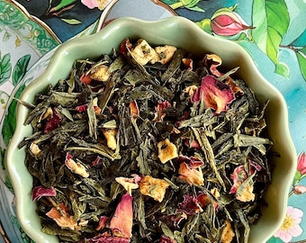 Rose with Apple and Lychee Flavored Green Loose Leaf Tea