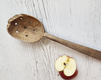 Primitive skimmer Large wooden spoon Country kitchen strainer spoon Hand curved kitchenware Farmhouse cottage Rustic home decor Old utensil