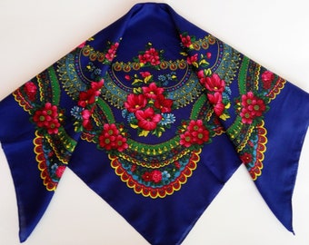 Vintage russian shawl Wool scarf Floral head scarf Gift idea for her Cute wool headband Сhale russe Ukrainian handkerchief