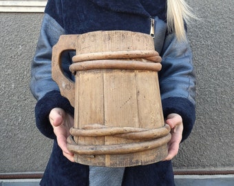 Antique wooden vase Weathered wood mug Rustic home decor Country kitchen primitive antiques Farmhouse ancient flower vase