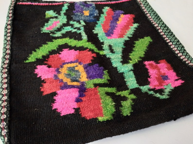 Etniska väskor Antik ullväska Rustik axelväska Boho tote-väska Blommig kelimväska Boho gypsy hobo-väska Handvävd mattväska bild 4