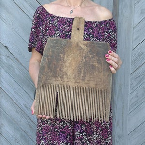 Antique wooden comb Primitive Wool carder Rustic home decor Vintage Wall hangind Collectible wood tool Ethnic fibre arts Primitives gifts