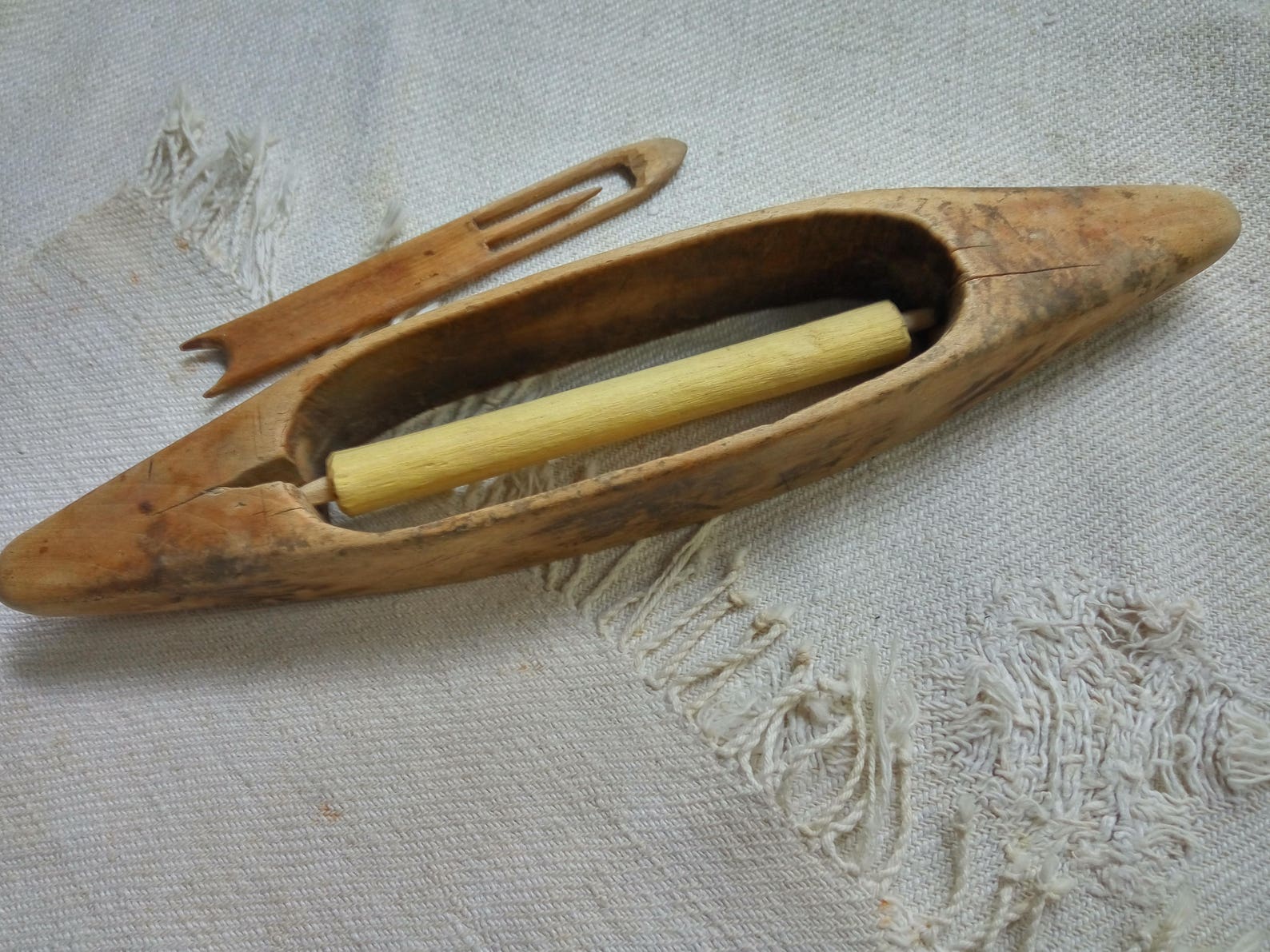 Antique Weaving Shuttle and Bobbin Primitive Weaving Loom Etsy