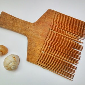 Primitive antique wooden comb Rustic home decor Country decor Farmhouse cottage wool carder 100 years antique tool Ethnic fibre arts gift