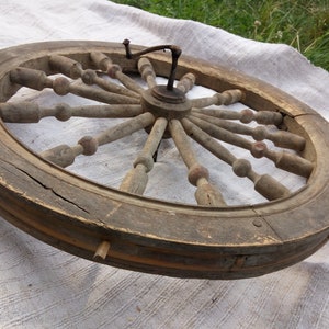 Wooden wheel with hook Primitive antique wall decor hanging Farmhouse antiques Rustic home decor round Country cottage wood Spinning wheel