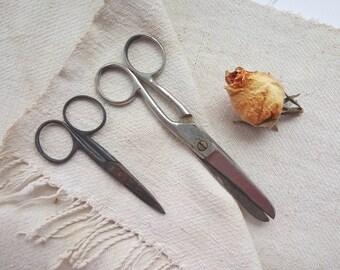 Antique scissors set Vintage scissors Antique tool Tools kit Gift for tailor Seamstress tool Hairdresser gift Sewing scissors Wall decor