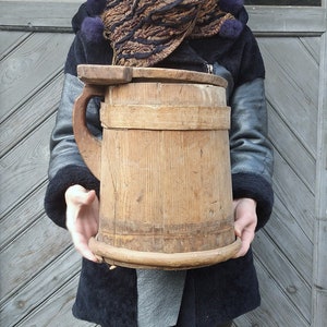 Antique box of wood XXL Rustic pail bucket with lid Wooden bowl Large vase Primitives country decor Unique gift Farmhouse kitchen storage