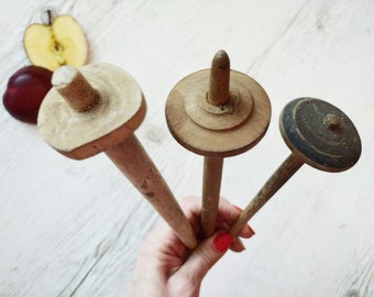 Vintage drop spindle Spinnind wheel spindle Antique wood top whorl drop spindle Rustic home decor Hand turned wooden spindle