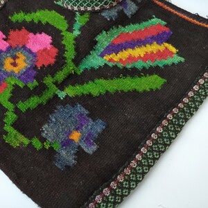 Etniska väskor Antik ullväska Rustik axelväska Boho tote-väska Blommig kelimväska Boho gypsy hobo-väska Handvävd mattväska bild 9