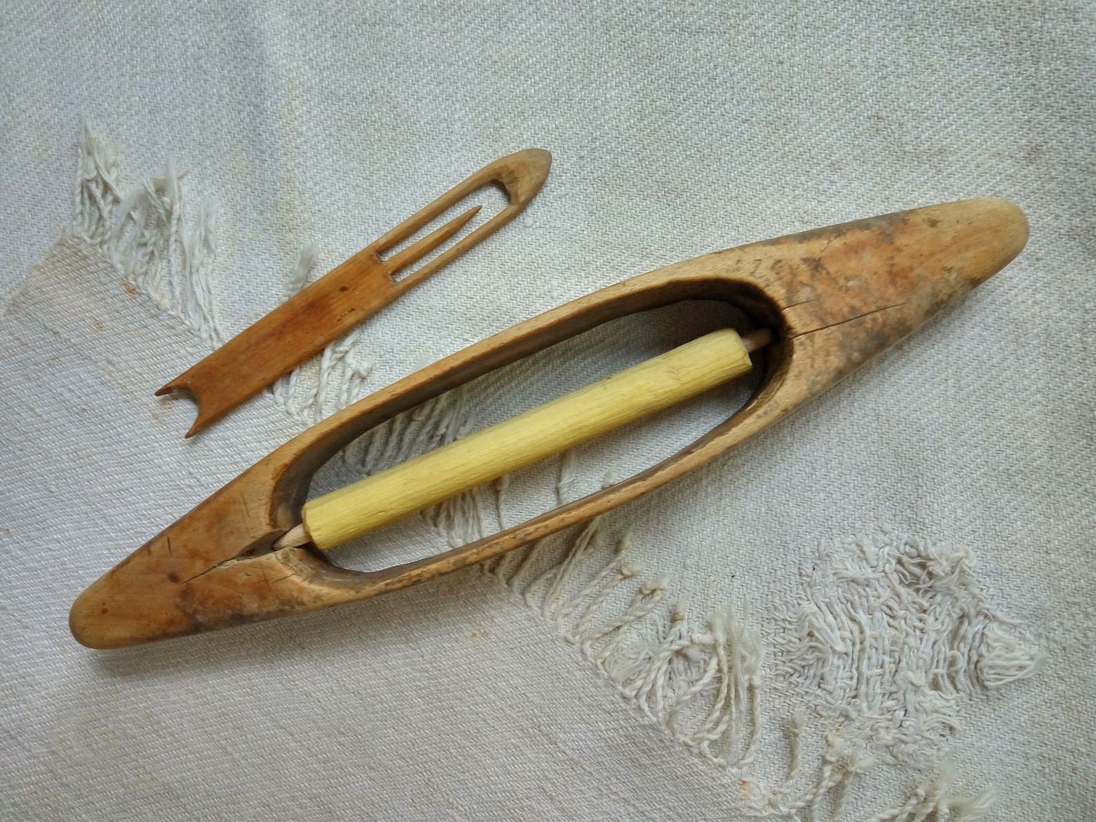 Antique Weaving Shuttle and Bobbin Primitive Weaving Loom Etsy Canada