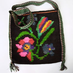 Etniska väskor Antik ullväska Rustik axelväska Boho tote-väska Blommig kelimväska Boho gypsy hobo-väska Handvävd mattväska bild 7