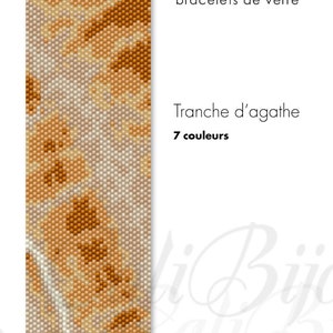 Peut inclure: Un motif de bracelet en perles représentant une tranche d'agate colorée. Le motif est composé de 7 couleurs de perles différentes. Le motif s'appelle "Tranche d'agathe" et est réalisé par Cali Bijoux.