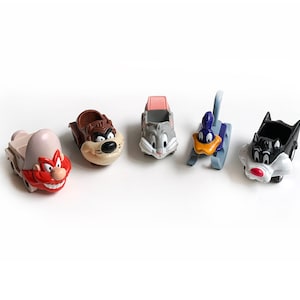 Vintage 80s looney toons Car- tunes Arbys toys warner bros pvc car buggy figures