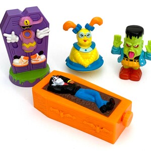 Vintage Gravedale High happy meal toys 1991 complete set Rick Moranis rare Halloween