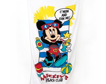 Vintage Mickey beach towel 90s Disney Mickey’s beach club